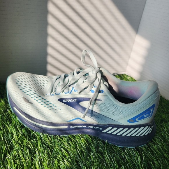 Brooks Shoes - Brooks Adrenaline GTS23 Running Shoes - Size 7.5
